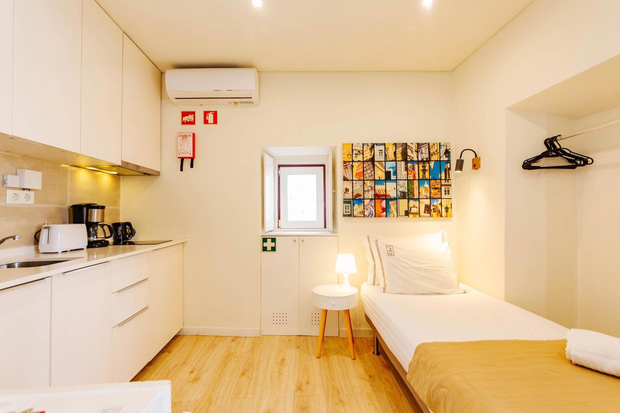 Rent4Rest Lisbon Downtown Tiny Studio Apartments Екстер'єр фото
